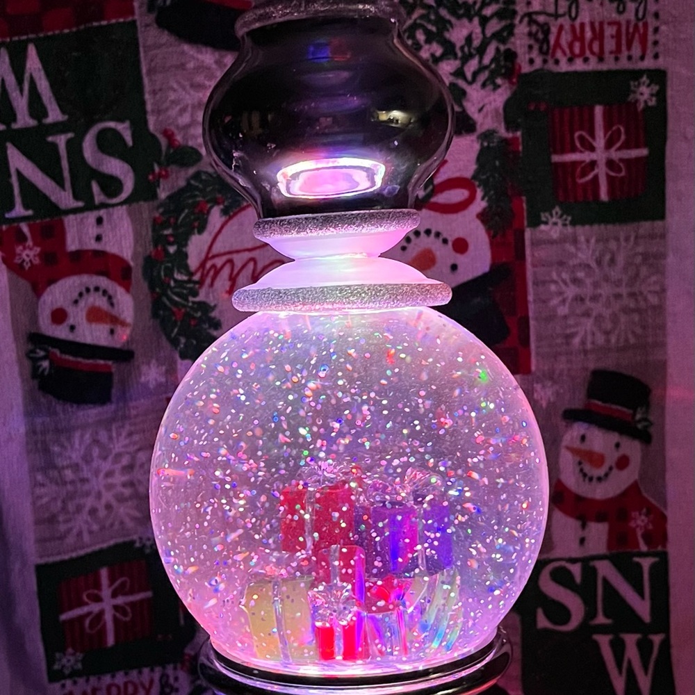 Christmas snow globe